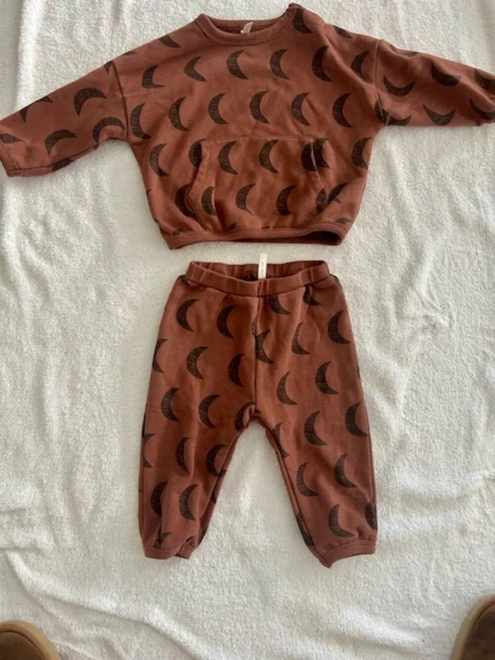 Kids Rylee + Cru - Sweat Suit - Crescent Moon - 12-18 mo